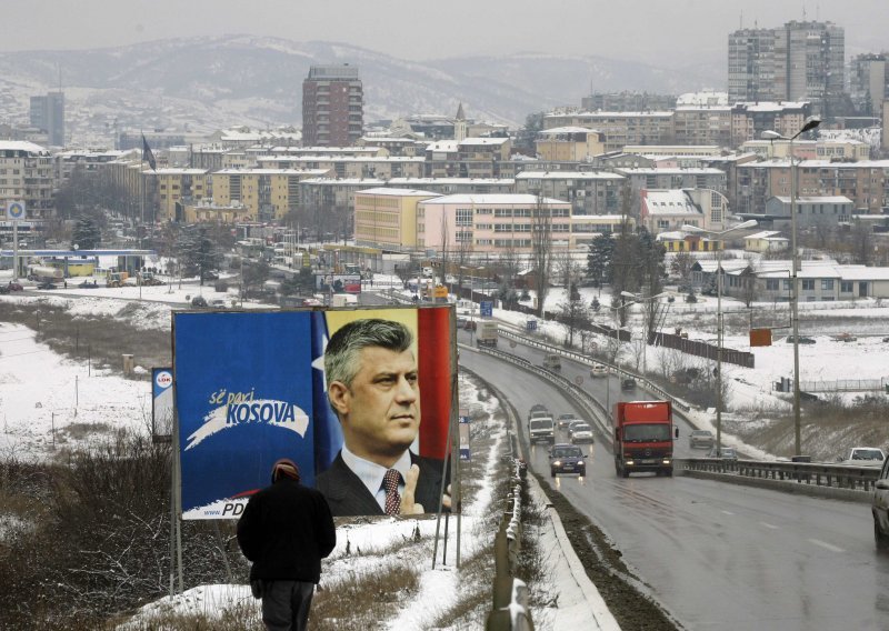 Protests staged in Pristina against latest deal with Serbia