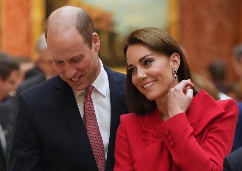 Palača u panici? Nakon prvog izlaska u javnost, povećava se pritisak na Kate Middleton i Williama
