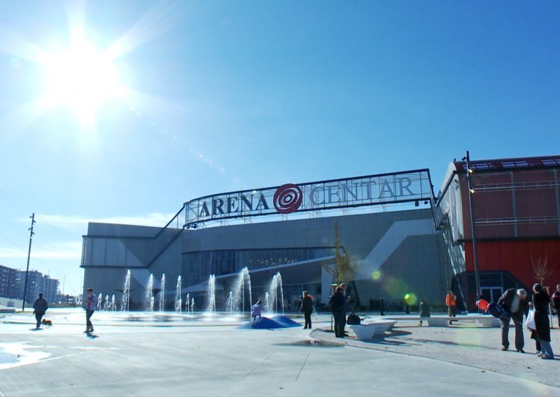 Arena Centar poluprazan