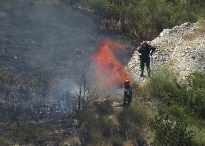 U požaru kod Trogira izgorjela kamp kućica i 100 maslina