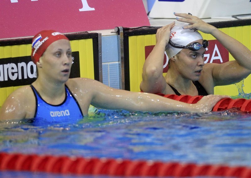 Sanja Jovanović u finalu 50m leđno