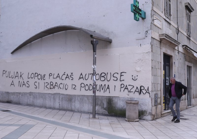 Uhićen splitski grafiter koji blati političare