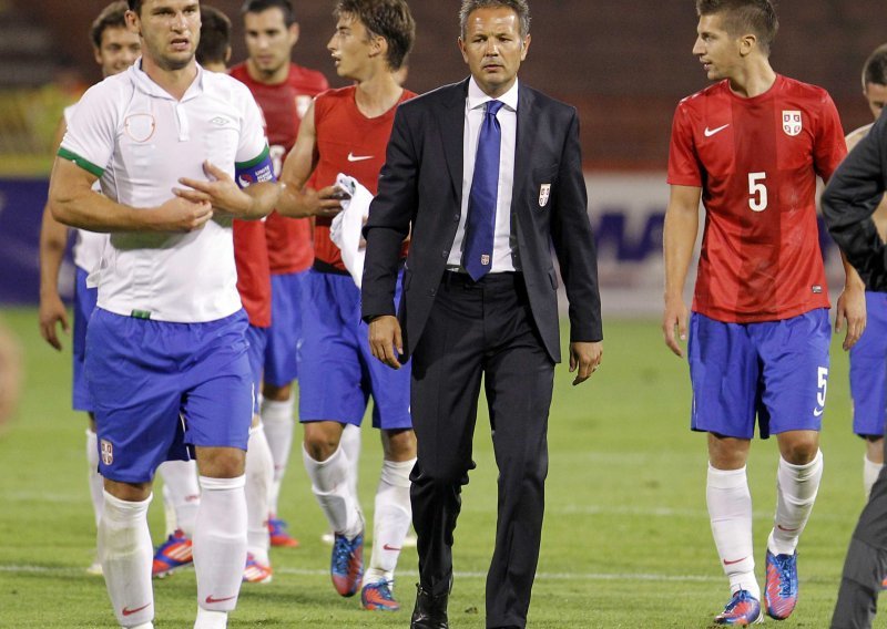 Fifa kaznila Srbiju i zaprijetila im izbacivanjem iz kvalifikacija