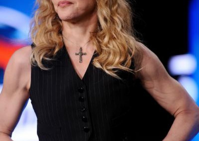 Madonna se opet želi ljubiti s Britney Spears