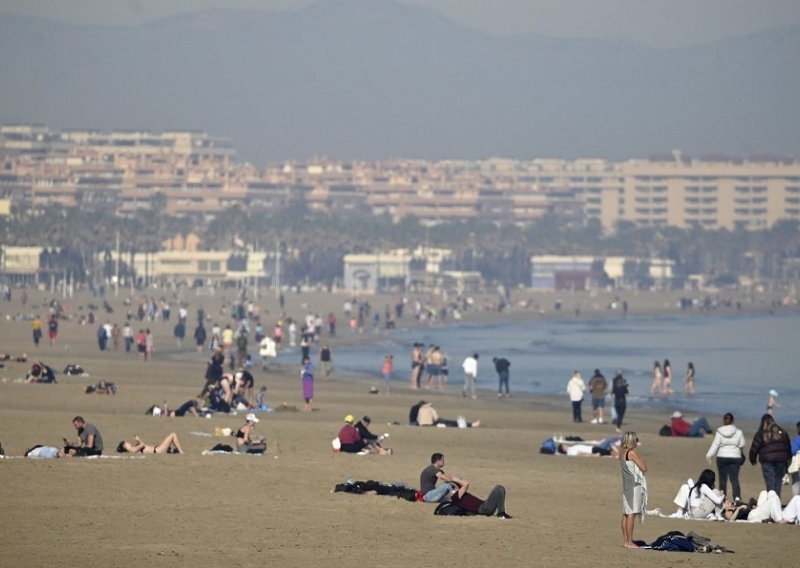 Klimatske promjene usporavaju toplinske valove, produžujući muke