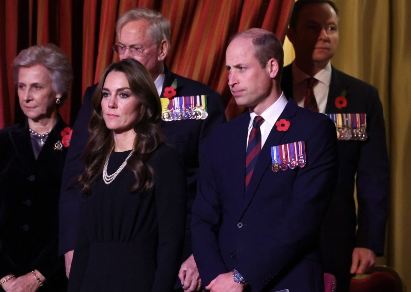 Ideja da bi uskoro mogli preuzeti prijestolje ne sjeda dobro princu Williamu i Kate Middleton