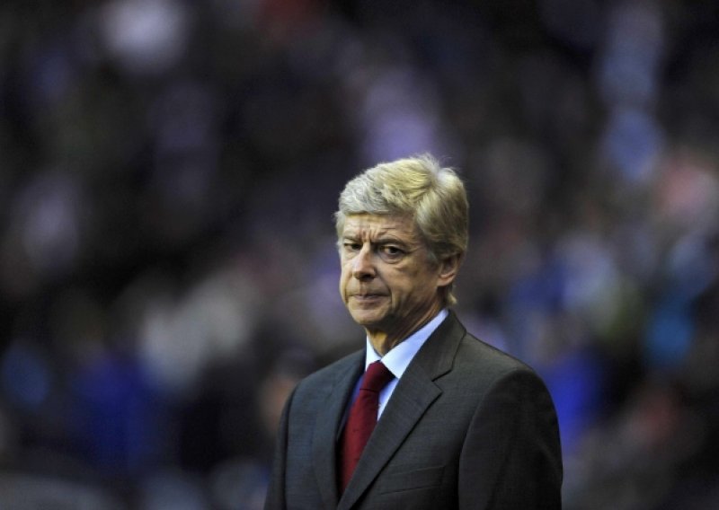 Navijači službeno zatražili da Wenger napusti Arsenal