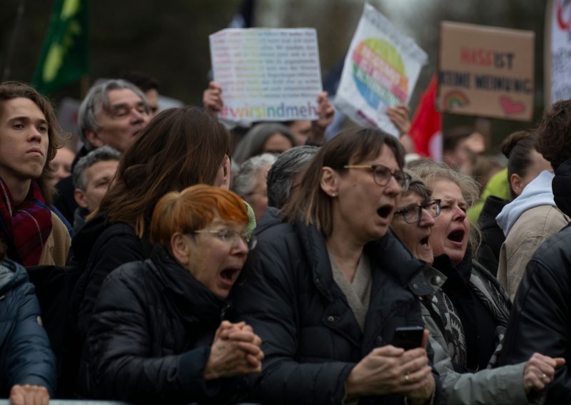 Nijemci osupnuti kriminalom među strancima, žele ograničiti useljavanje