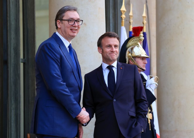 Macron i Vučić u Parizu o EU, napadu u Banjskoj, nuklearnoj energiji i Rafaleima