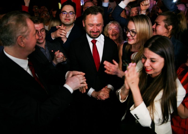PiS osvojio najviše glasova, Tuskova stranka pobijedila u većini regija