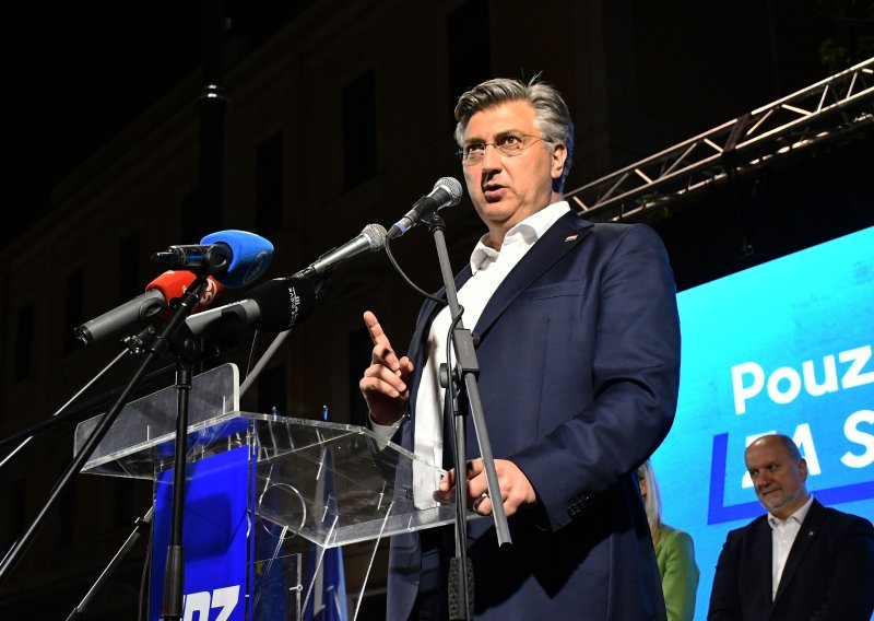 HDZ odgovorio Grbinu: 'Peđa je abdicirao. Da nije tužno, bilo bi smiješno'