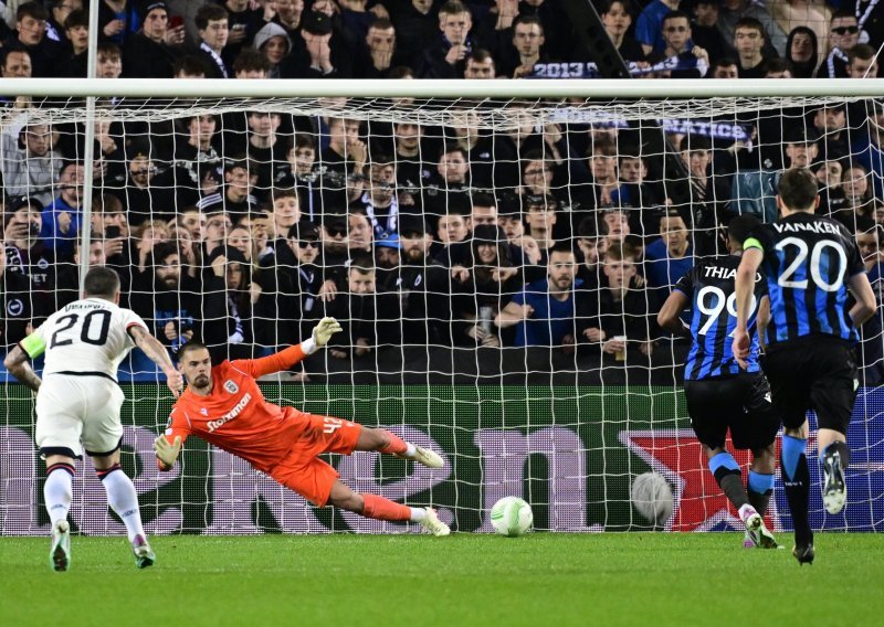 Kotarski obranio jedanaesterac, gol prednosti za Club Brugge i Aston Villu