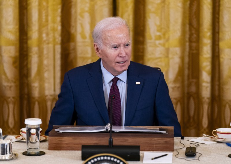 Biden potpisao pomoć Ukrajini