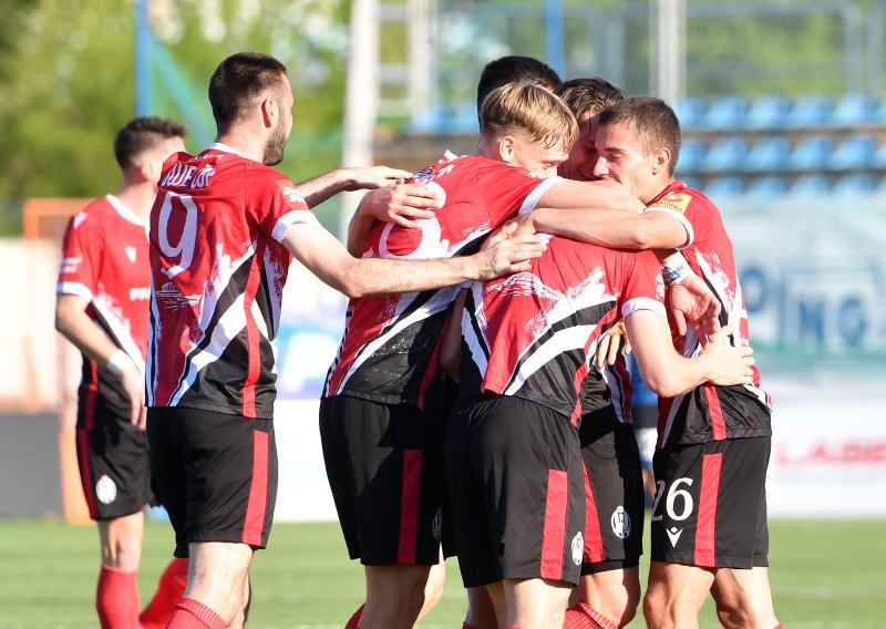 SuperSport Hrvatska nogometna liga, 30. kolo, Varaždin - Lokomotiva 0:2, 13.4.2024., video sažetak