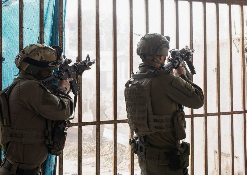 Izrael digao nove rezerviste za rat u Gazi