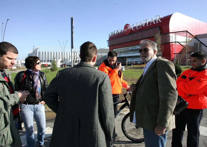 Zabranjeno fotografiranje Arena centra