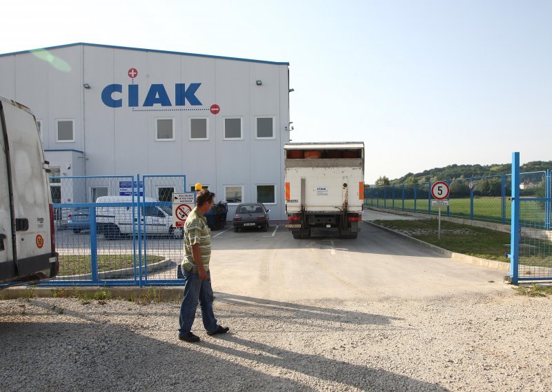 CIAK grupa preuzima dvije tvrtke - Stahlgruber trgovinu i Sim Impex