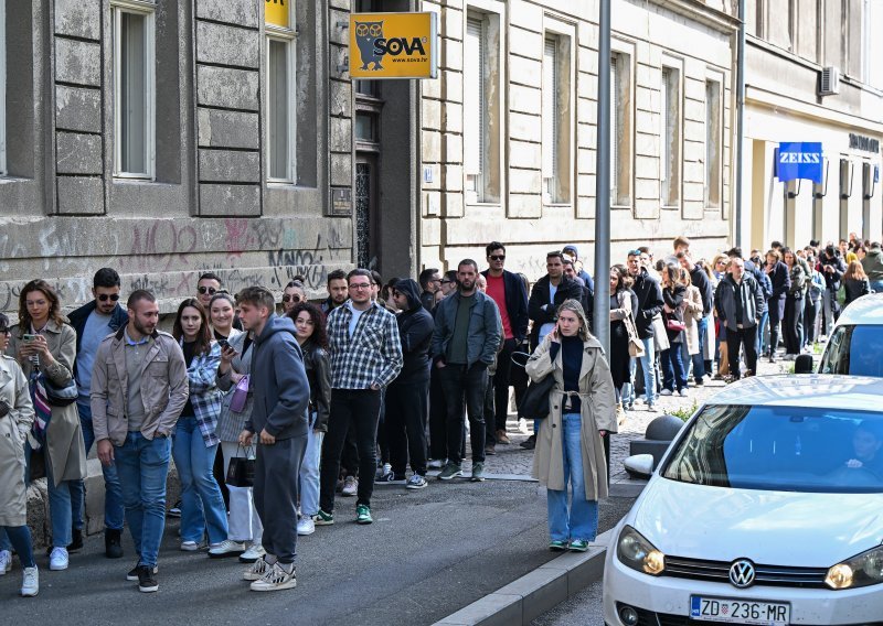 Sjećate se reda u Zagrebu na dan izbora u Varšavskoj? Evo kako su glasali tamo