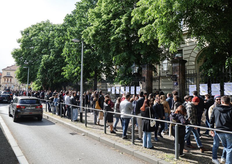 Uskoro prve izlazne ankete: Više od 1,6 milijuna ljudi dalo svoj glas do 16:30