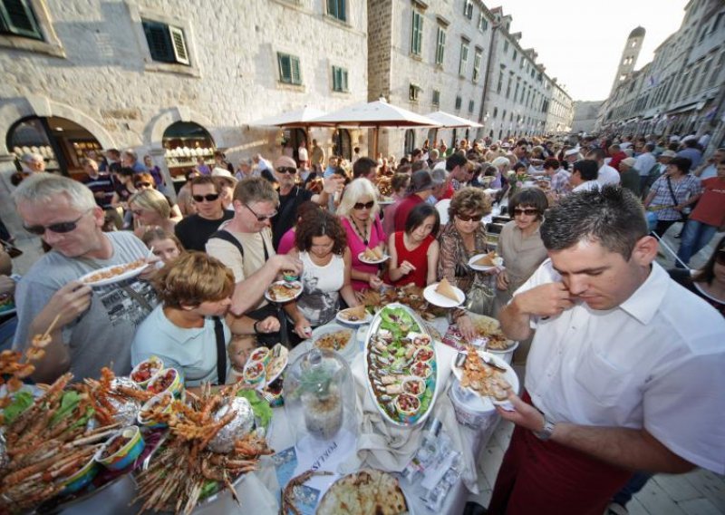 Sezona u Dubrovniku za pet plus!