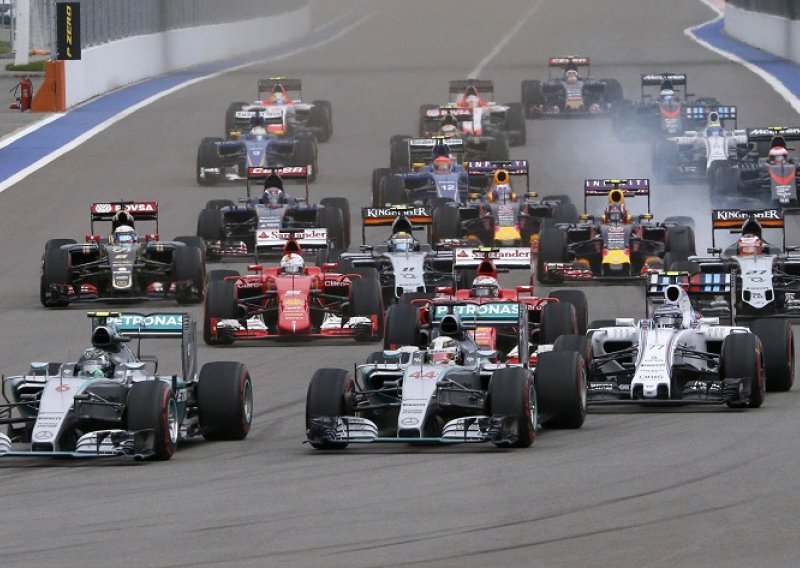 Rosberg otpisan, Hamiltonu luda utrka u Sočiju!