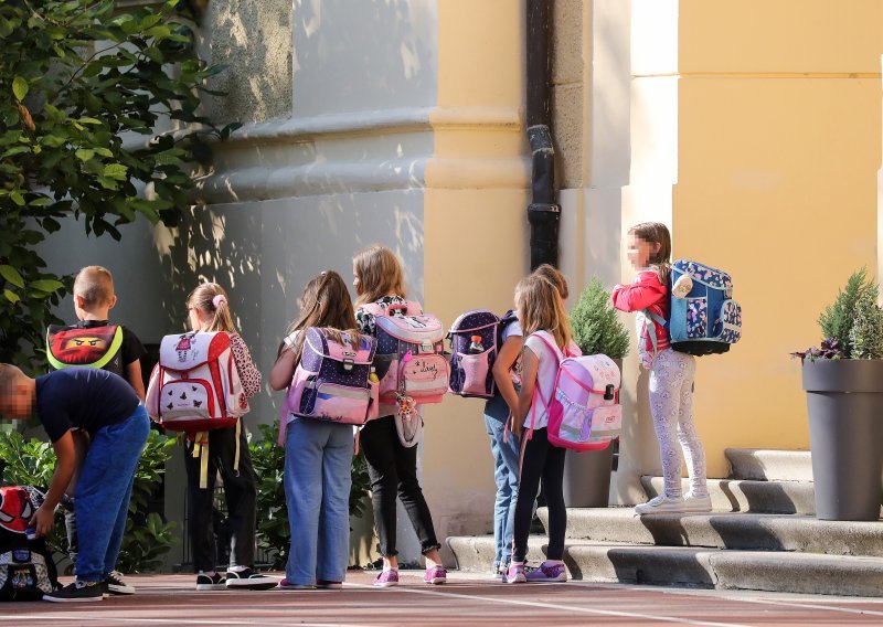 Dječak prijetio da će donijeti pušku u osnovnu školu, roditelji zabrinuti i u šoku