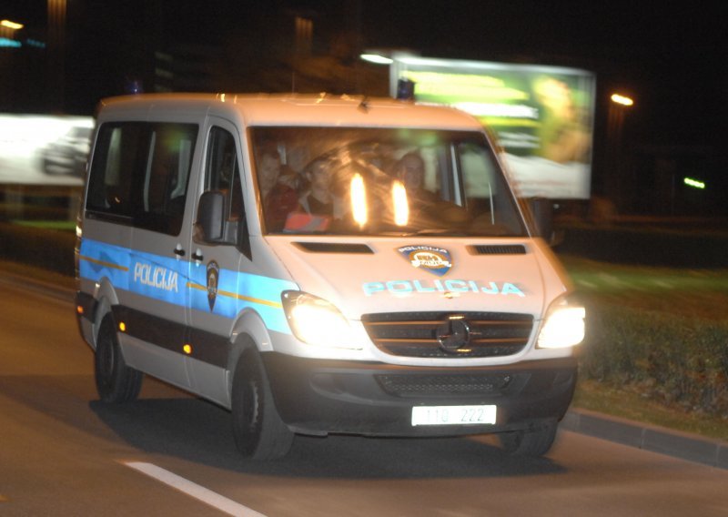 Policija uhvatila bandu koja je palila automobile u Zagrebu