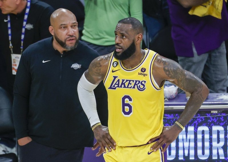 Lakersi otpustili trenera koji je priznao: Posljednje dvije godine bile su pakao...