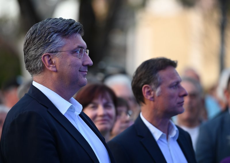 Plenković i Jandroković čestitali pravoslavni Uskrs