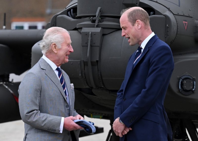Susret princa Williama i kralja Charlesa direktna je pljuska princu Harryju