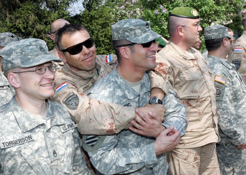 Američko-hrvatski tim ispraćen u Afganistan
