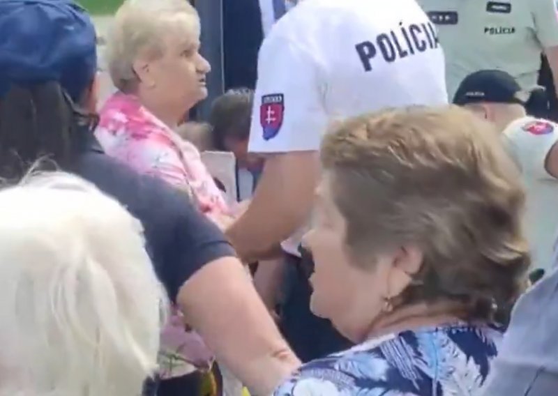 Pogledajte kako policija privodi atentatora na slovačkog premijera