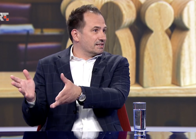 Igor Peternel vs Mišel Jakšić: 'Najveća pljuska Andreju Plenkoviću'