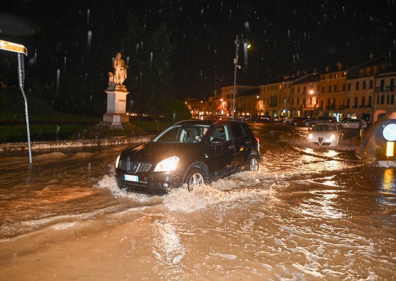 Italija pogođena poplavama nakon obilne kiše, najgore prošli Padova i Vicenza