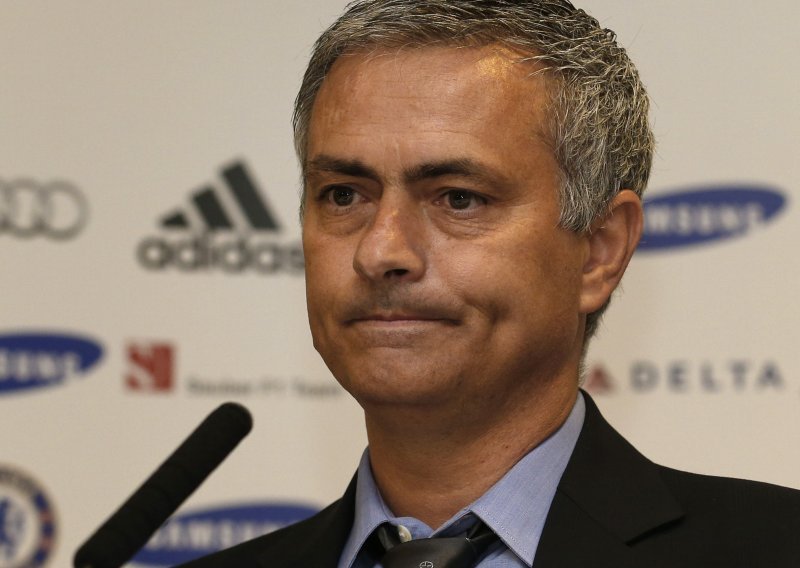 Mourinho bijesan na igrače: Napravio sam 11 grešaka!