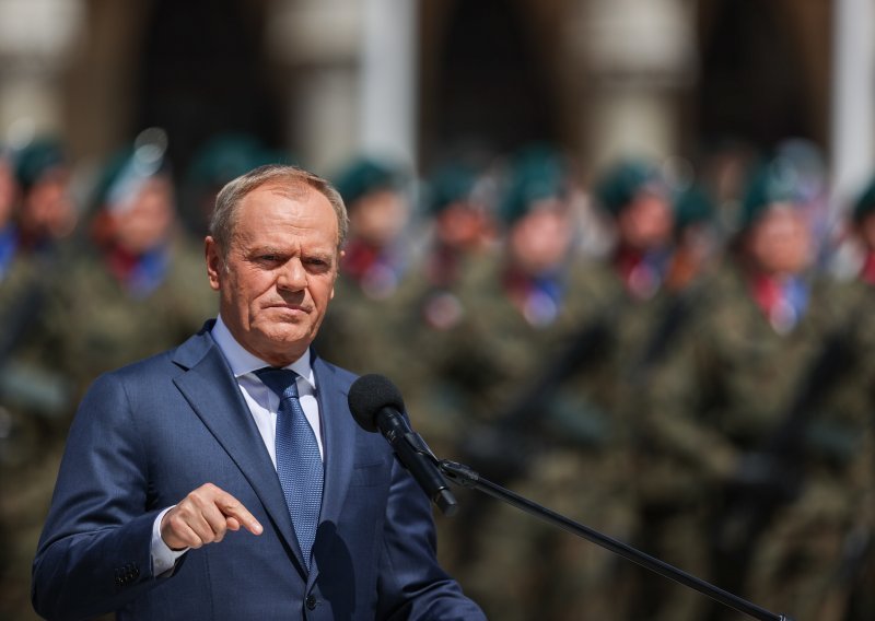 Tusk: Uhićeno 9 osoba koje su sumnjiče za sabotaže u Poljskoj po nalogu ruskih službi