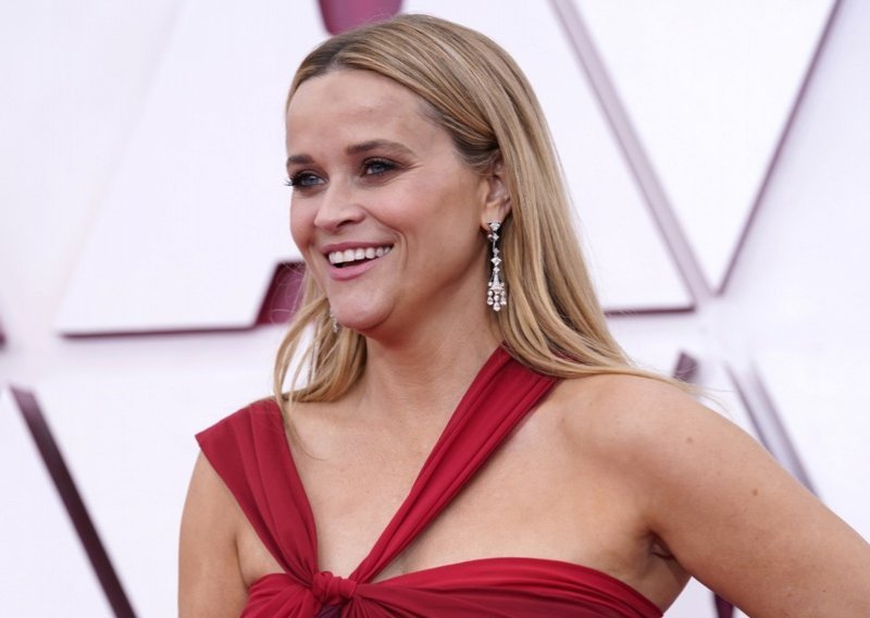 Reese Witherspoon ponovno zaljubljena: Ljubi 'visokog, zgodnog muškarca'
