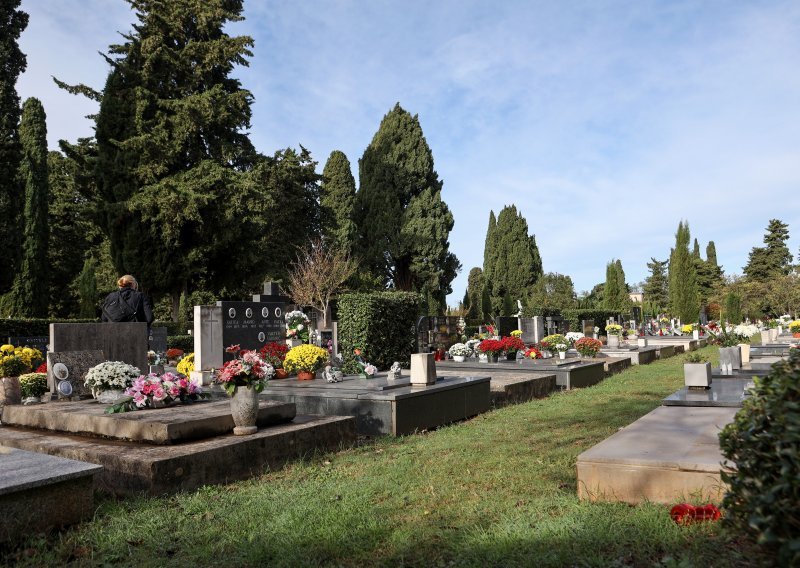 Na zadarskom groblju više nema mjesta za grobnice: Ljudi se snalaze na razne načine