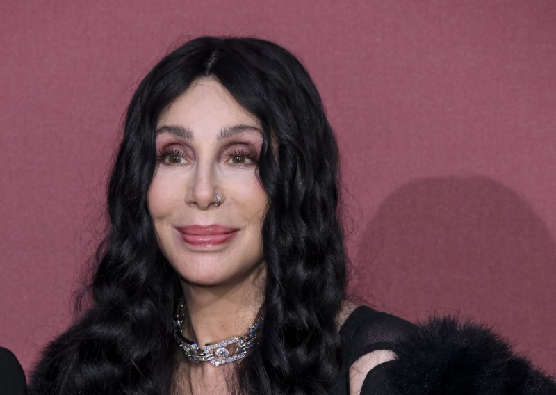 Cher je u Cannesu zabavljala goste na humanitarnoj gala večeri: 'Imam tako divne uspomene...'