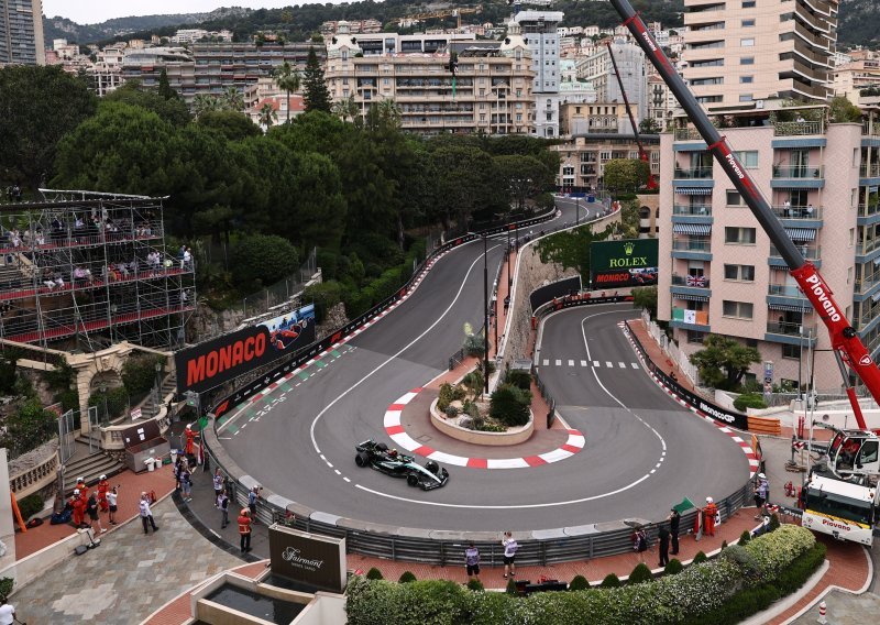 Nagovještaj senzacije u Monaku? Lewis Hamilton ispred svih
