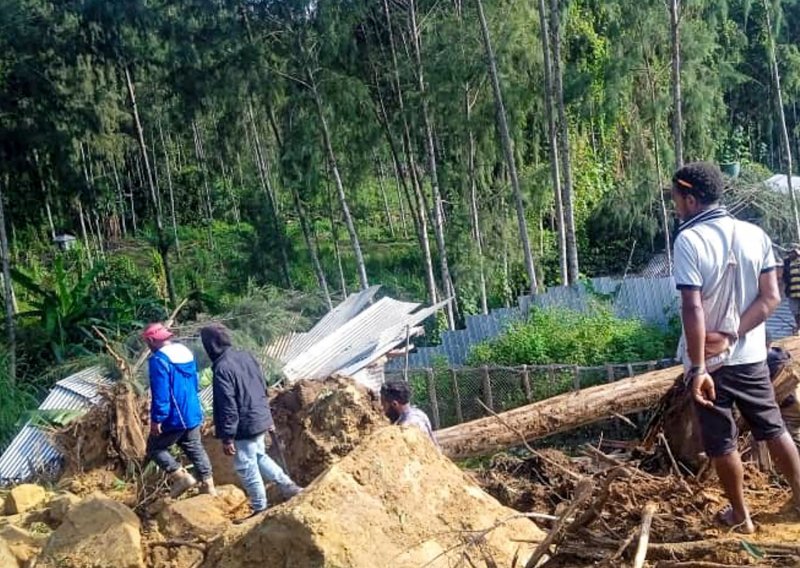 UN procjenjuje da je u odronu u Papui Novoj Gvineji poginulo više od 670 ljudi