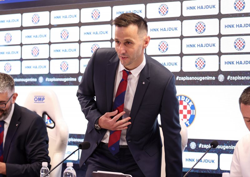 Nikola Kalinić je novi sportski direktor Hajduka! Pričao je o novom treneru, Livaji...