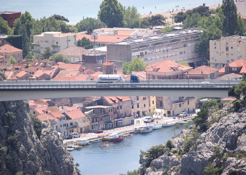 Pogledajte kako spektakularno izgleda novi most preko Cetine