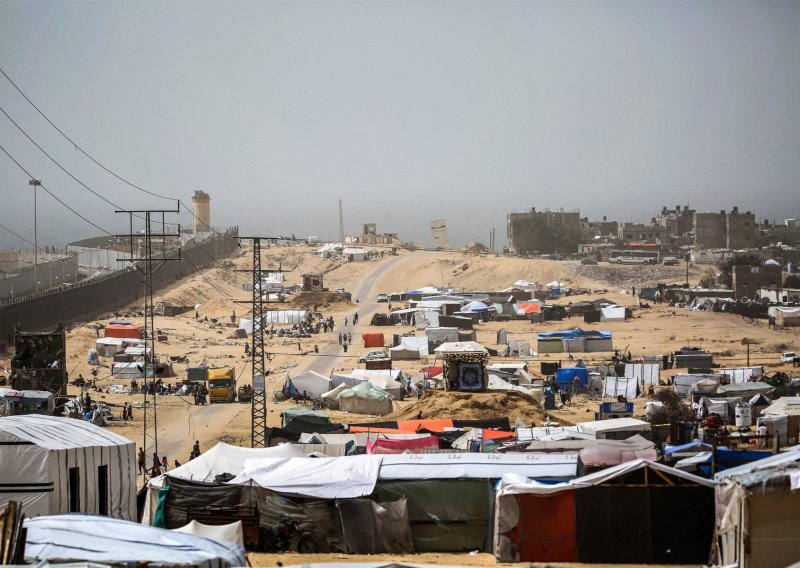 Izraelska vojska preuzela kontrolu nad područjem Gaze uz granicu s Egiptom
