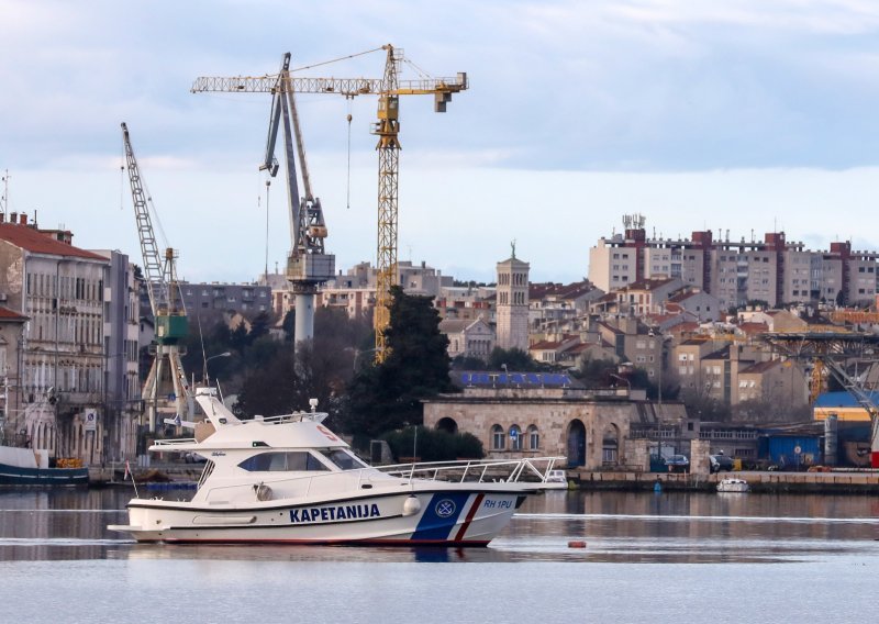 Dvije pomorske nesreće u brijunskom arhipelagu, putnike evakuirali rendžeri