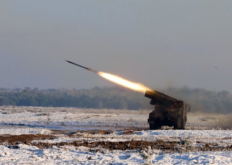 SAD dao Ukrajini dozvolu da njihovim oružjem napada mete u Rusiji