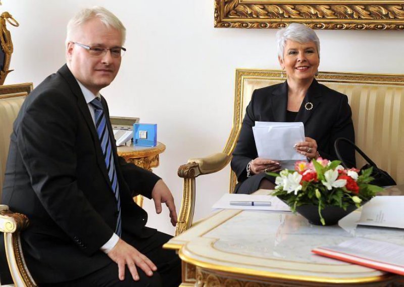 Josipović: 'Još dogovaramo dnevni red sjednice VNS-a'