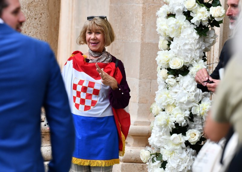 Svi su zapazili ovu gošću na dubrovačkom vjenčanju sina Roda Stewarta