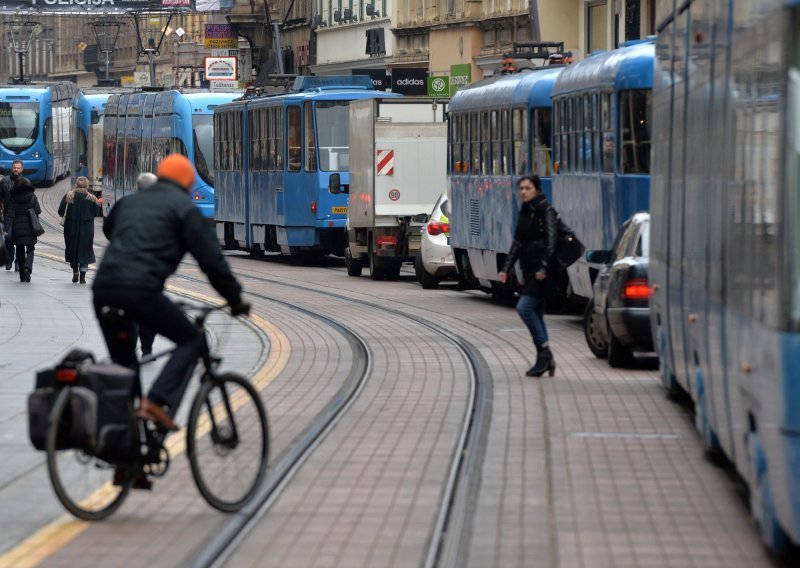 Zbog prometnih nesreća, jutro u Zagrebu obilježile gužve