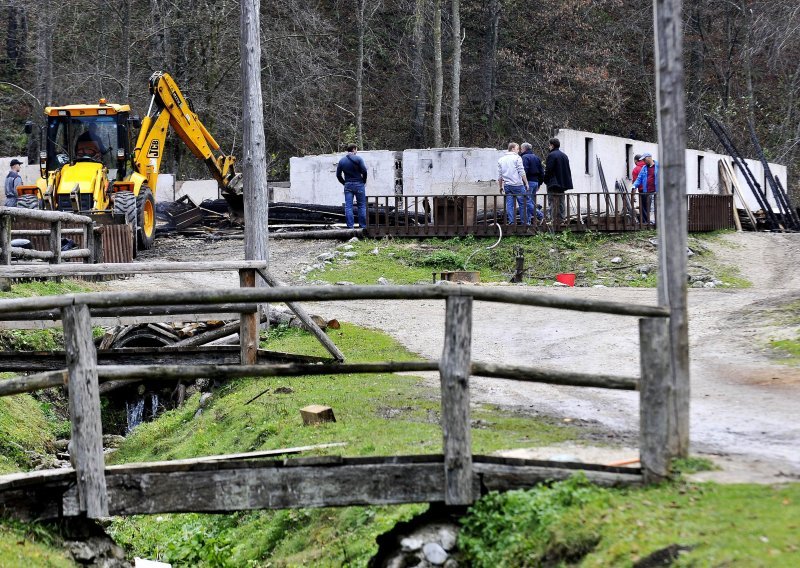 Izgorjele životinje na setu sapunice 'Najbolje godine'